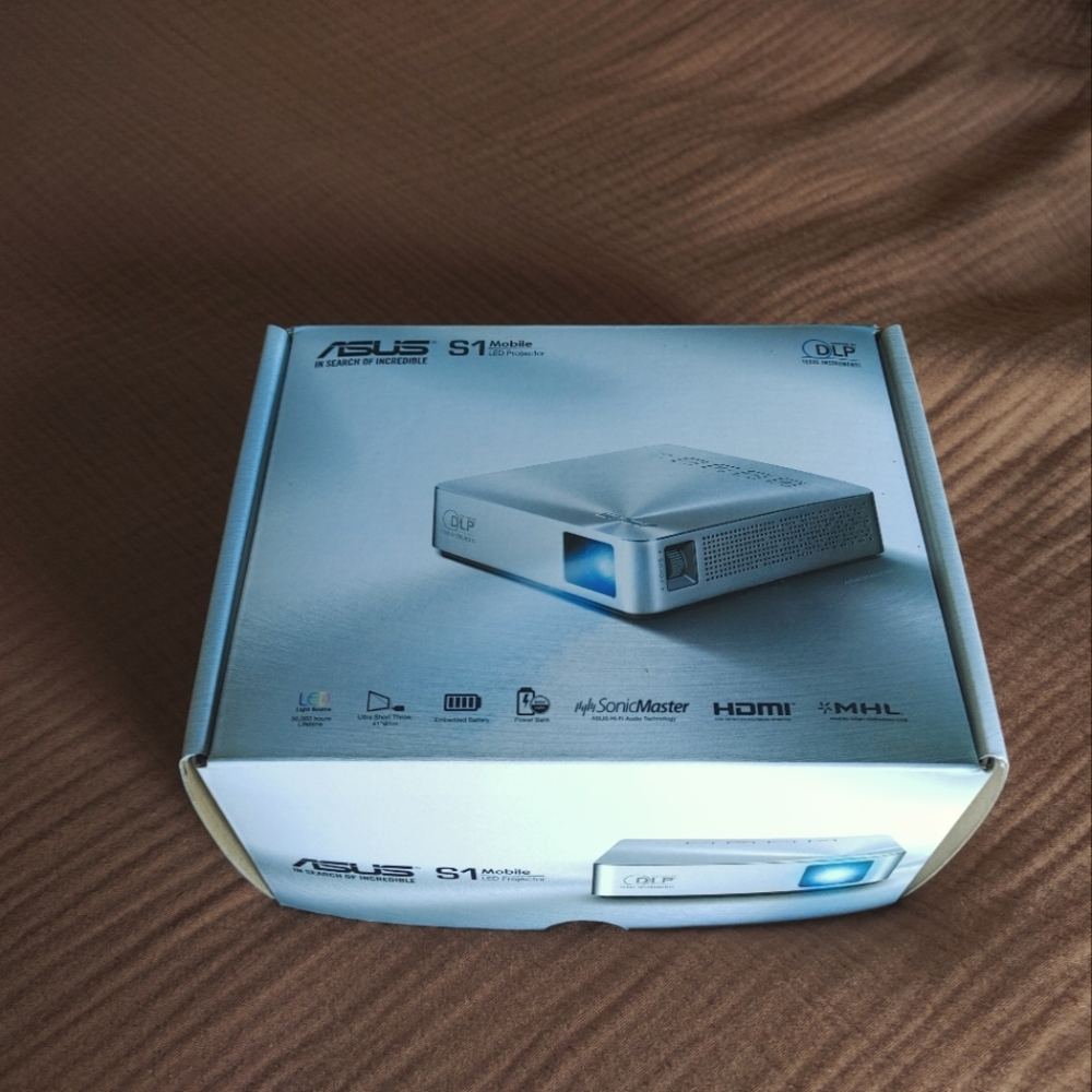 *Sold* ASUS S1 Mobile LED Projector
